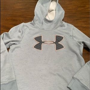 Size M Under Amour Sweatshirt